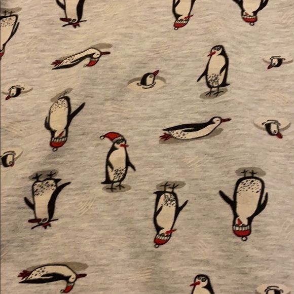 Penguin 🌟2FOR30🌟 sweater - Picture 3 of 4
